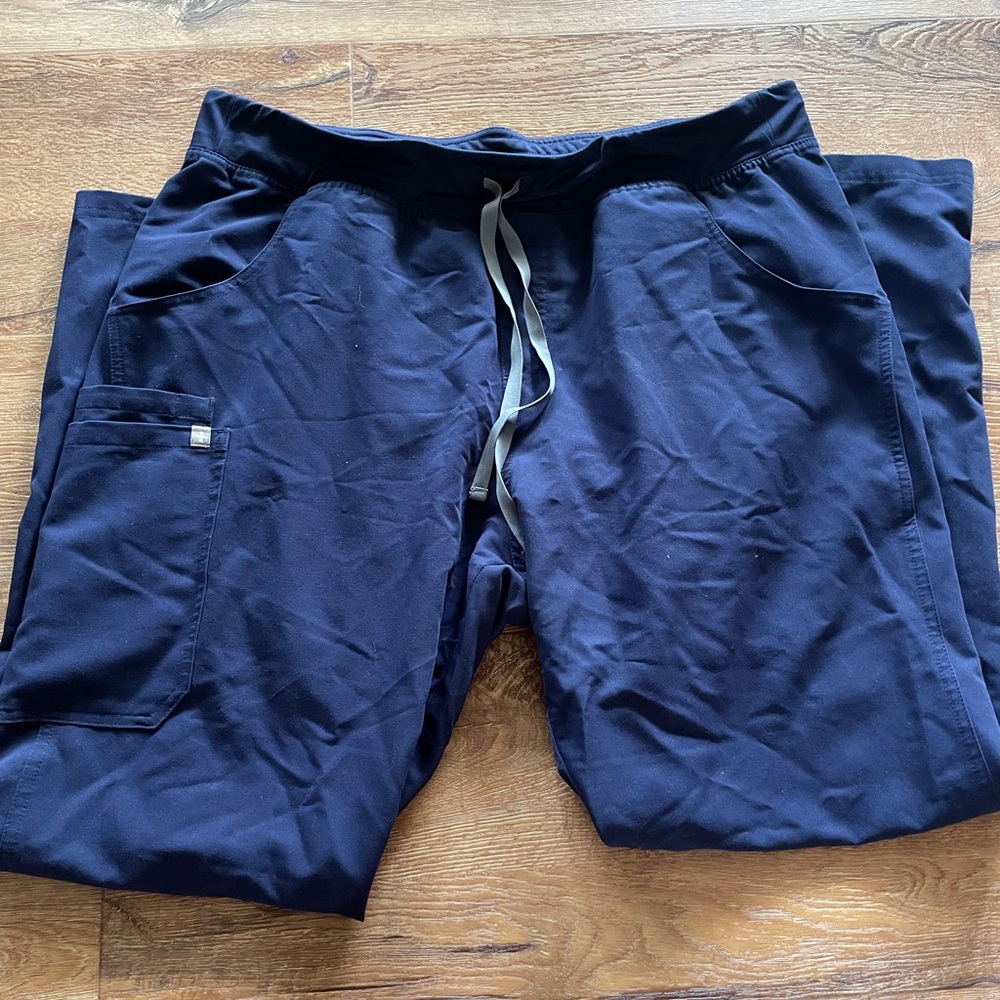 Navy Figs scrubs xl